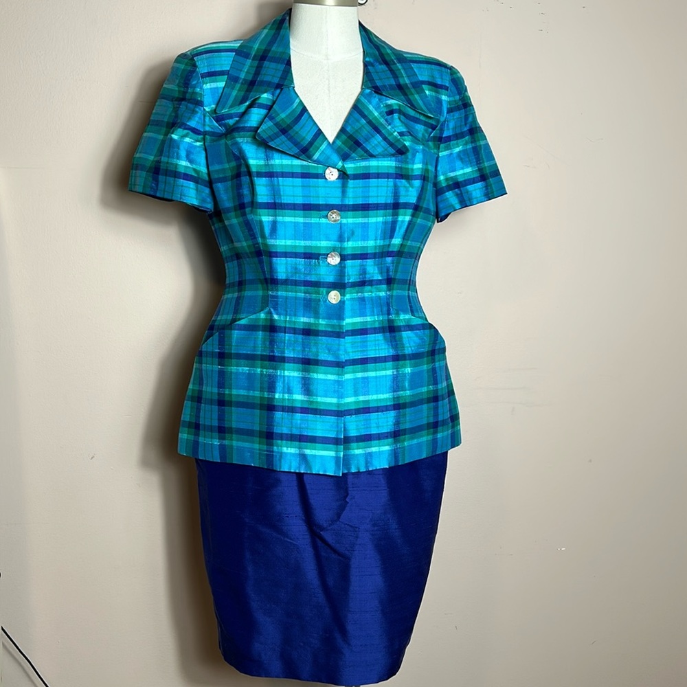 Vintage Jones New York Silk Green and Blue Plaid Suit Pencil Skirt set size 6